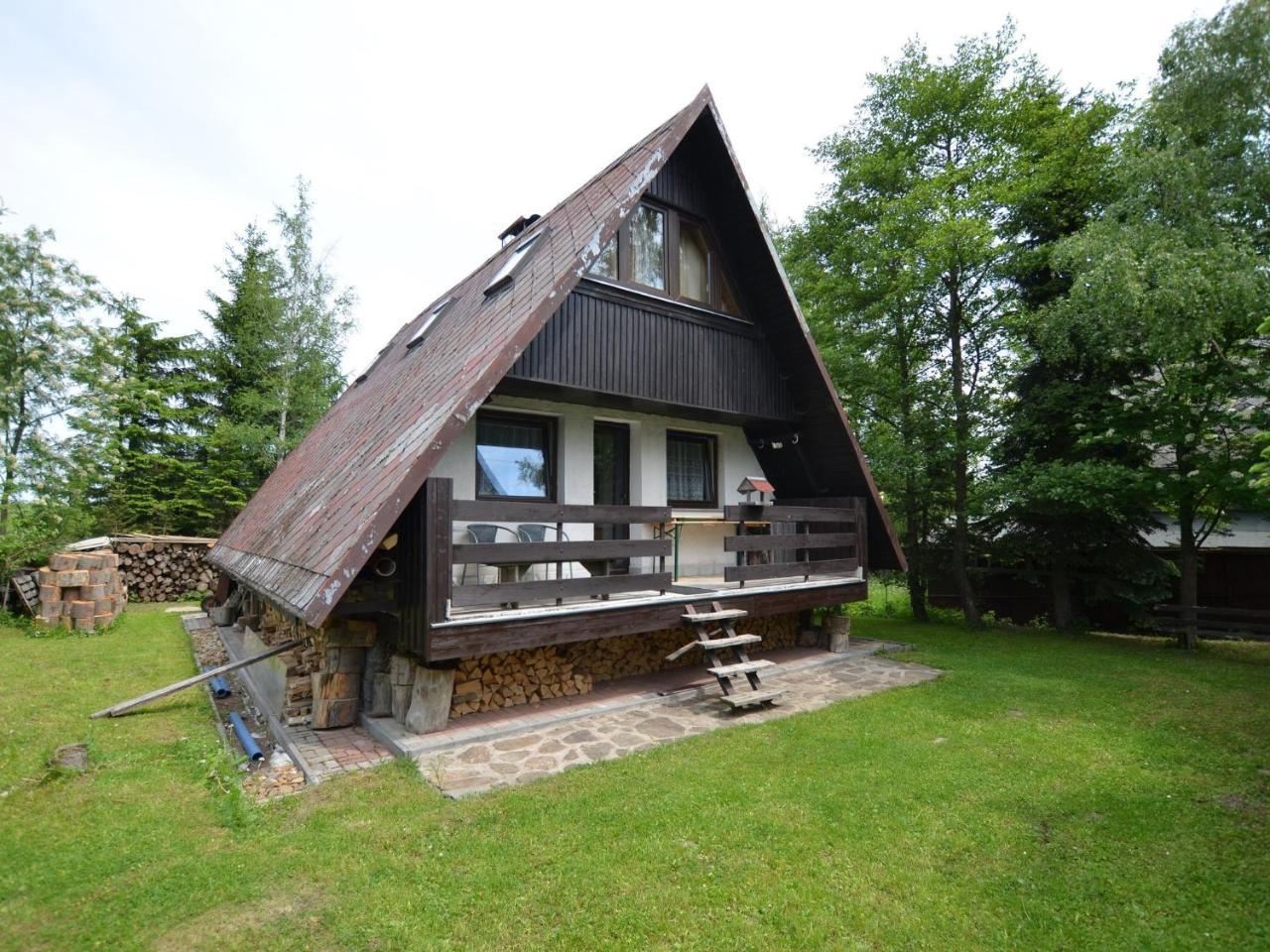 Nice Holiday Home In The Ore Mountains Only 500M From The Chairlift Loučná pod Klínovcem Εξωτερικό φωτογραφία