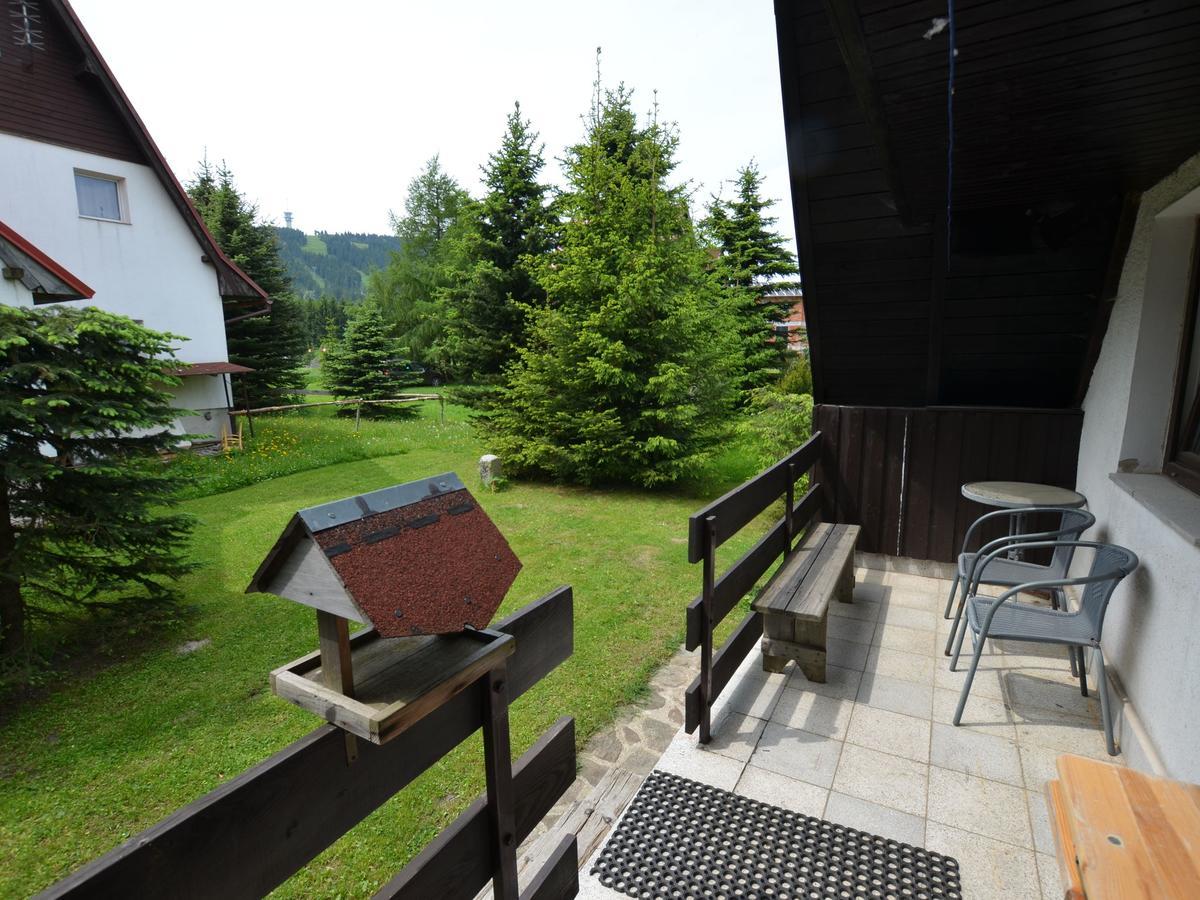 Nice Holiday Home In The Ore Mountains Only 500M From The Chairlift Loučná pod Klínovcem Εξωτερικό φωτογραφία